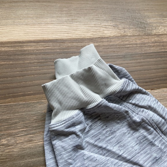 Heathered Lululemon Joggers - Picture 4 of 7